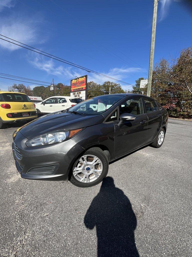 2015 Ford Fiesta SE
